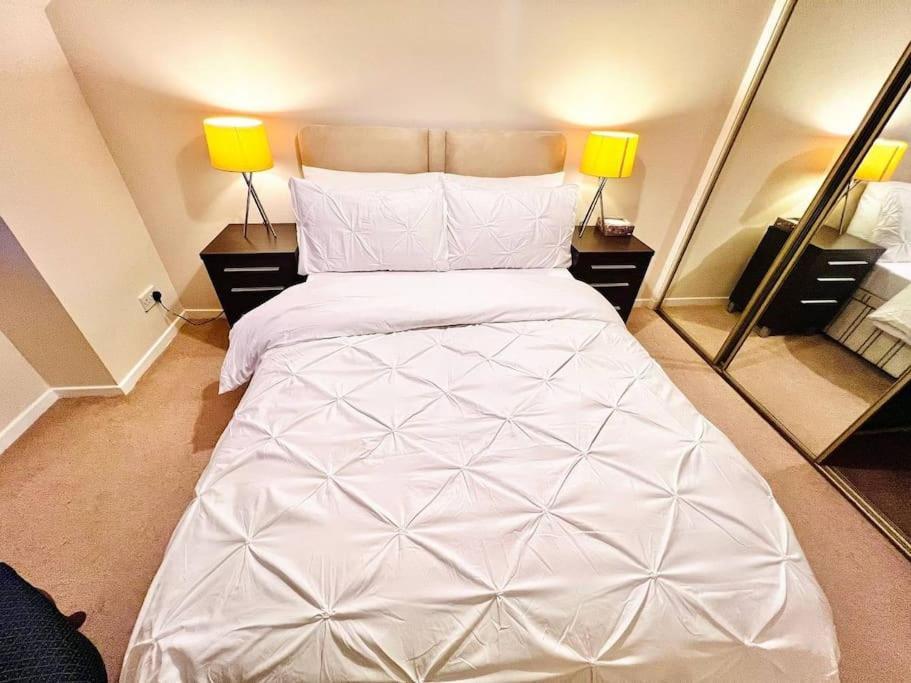 Crown House Two Bedroom Apartment Aberdeen Buitenkant foto