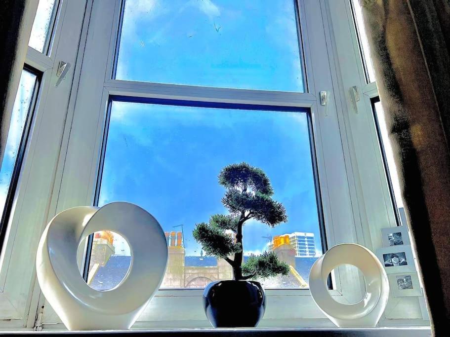 Crown House Two Bedroom Apartment Aberdeen Buitenkant foto